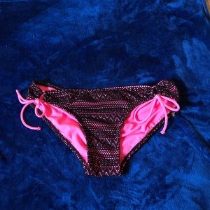 Black and pink bikini bottoms